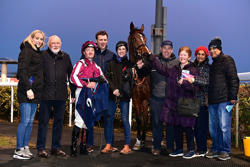 Circles and Seamie Heffernan with winning connections