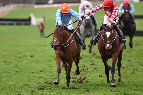 Navan 20 March 2023 Senior Chief and Rachael Blackmore left beats Landrake Michael O Sullivan for trainer Henry de Bromhead and owners Lucky In Life S