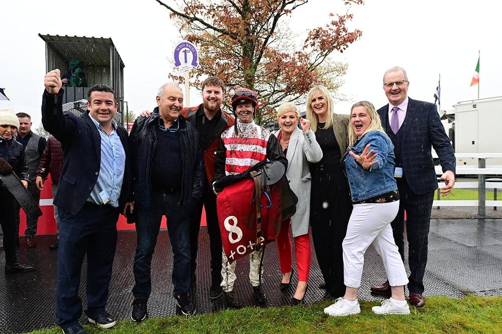 Robert Whearty with the delighted connections of Nostra Casa