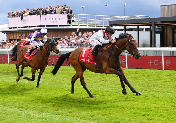 Hamish in control in the closing stages