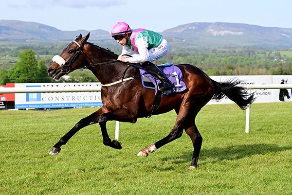 Blazing Sunset and Leigh Roche win the Irish Stallion Farms EBF Median Auction Maiden 
