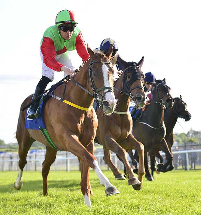 Pearl Of Australia (nearest) 