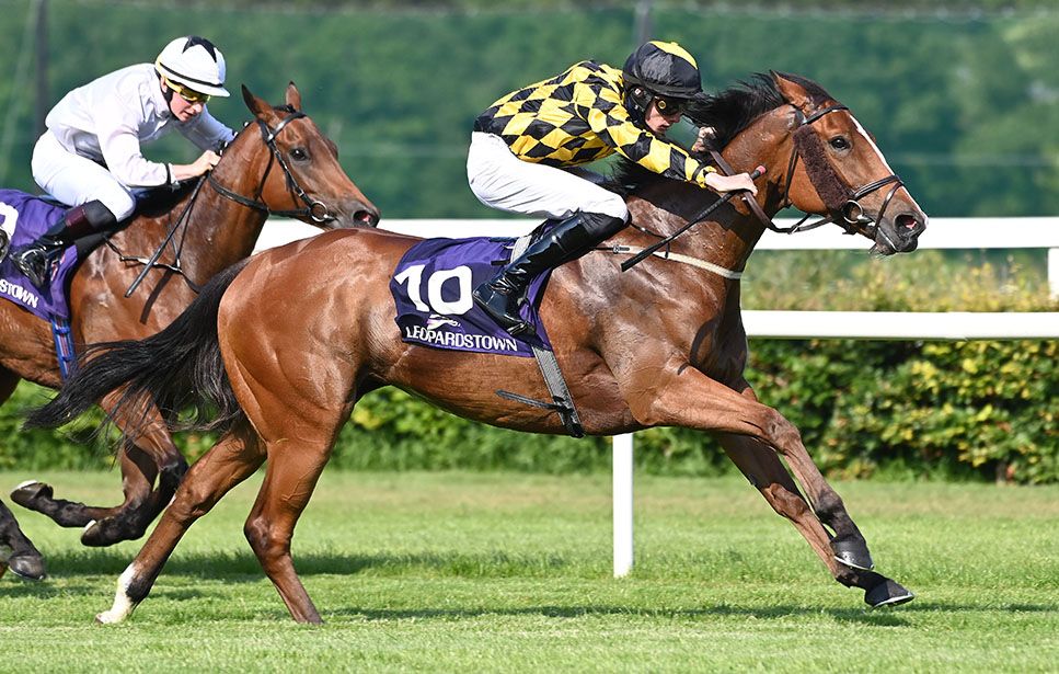 Amanirenas hits the front and heads for home