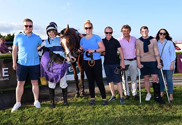 Feet Of A Dancer with winning connections