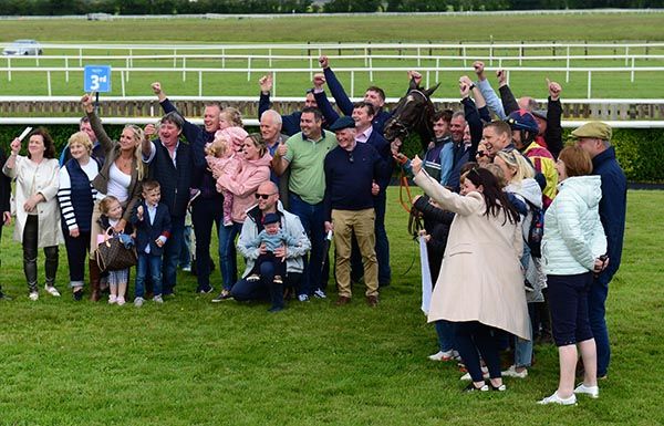 The Gortroe Racing Club in full cry