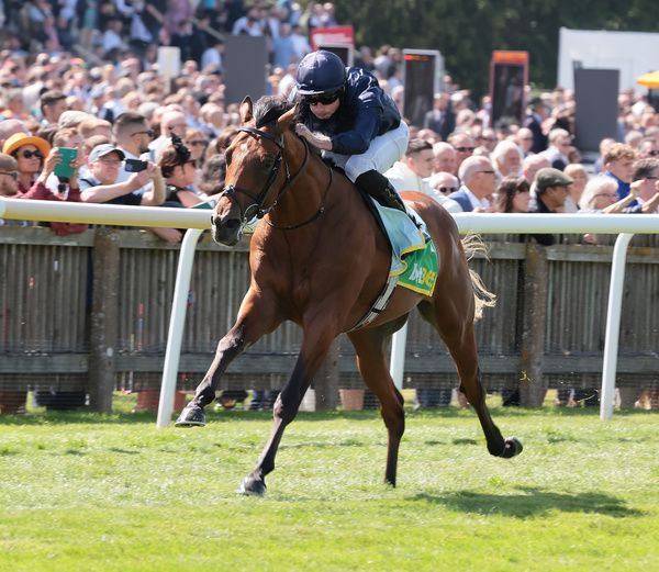 City Of Troy and Ryan Moore winning at Newmarket