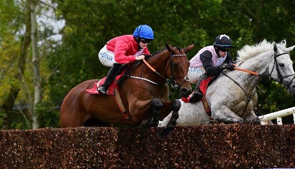  Envoi Allen (nearest)