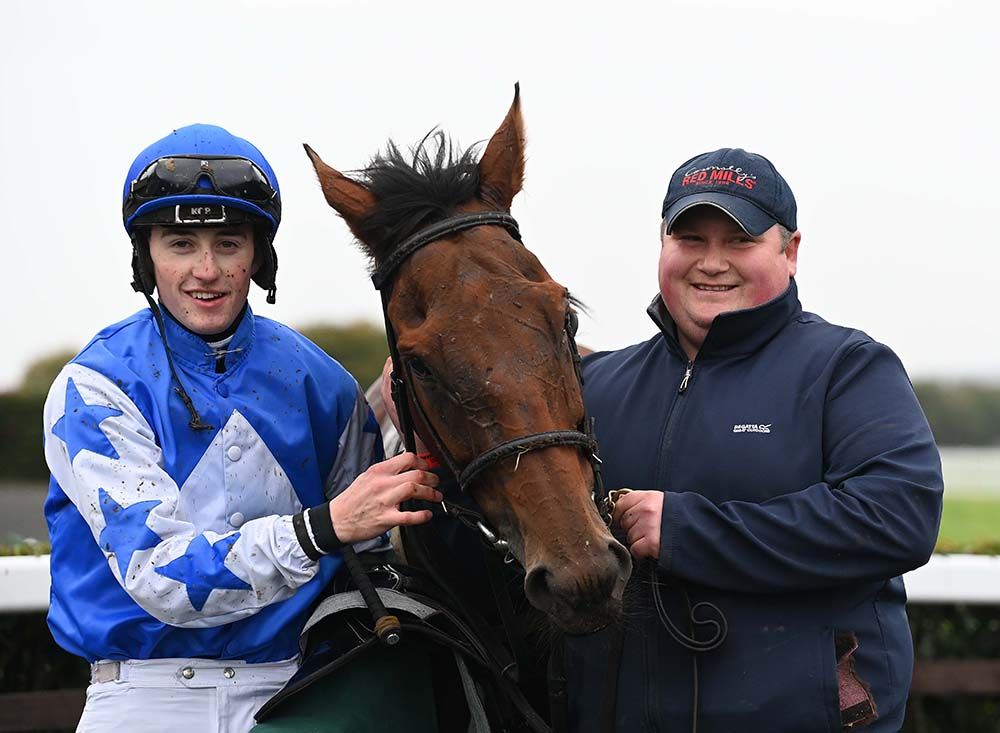 Viceregent and Adam Caffrey with assistant trainer Cathal Byrnes