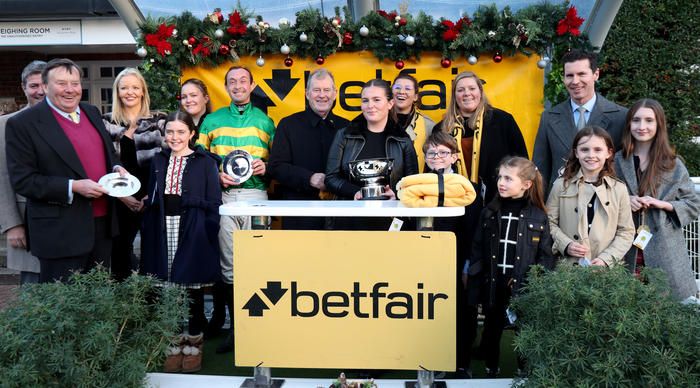  Jonbon's connections at Sandown