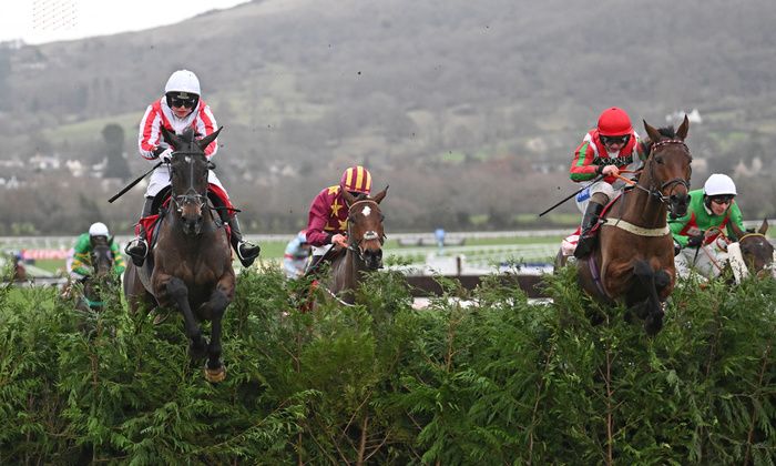 Latenightpass and Gina Andrews left wins the Glenfarclas Crystal Cup Cross Country Handicap Chase 