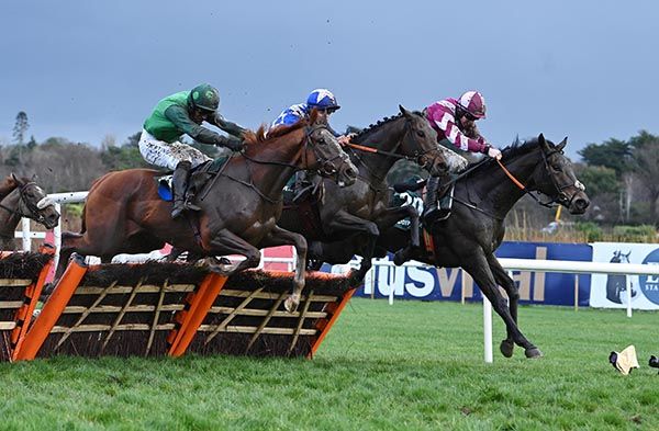 Intellotto, near side, comes to pick them off