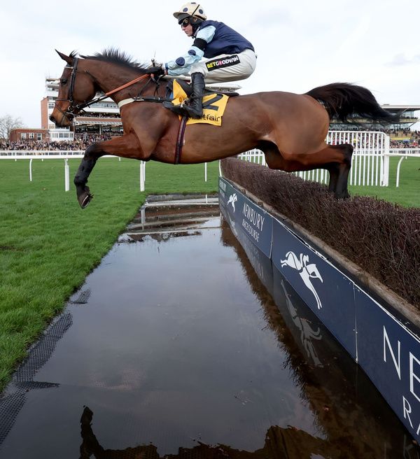 Edwardstone rolled back the years at Kempton 