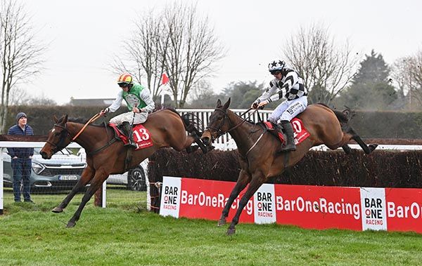 Hartur D'arc (Sean Flanagan, nearside) beat Positive Thinker (Cian Quirke) to take the Leinster National