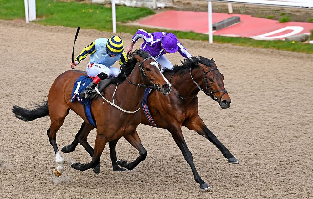 Air Commander, far side