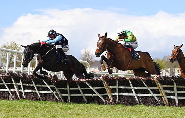 Three In A Row, right, closes on Downtherefordancin at the last