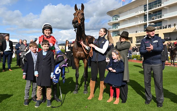 Manothepeople won for jockey Paddy Brennan who has announced his retirement