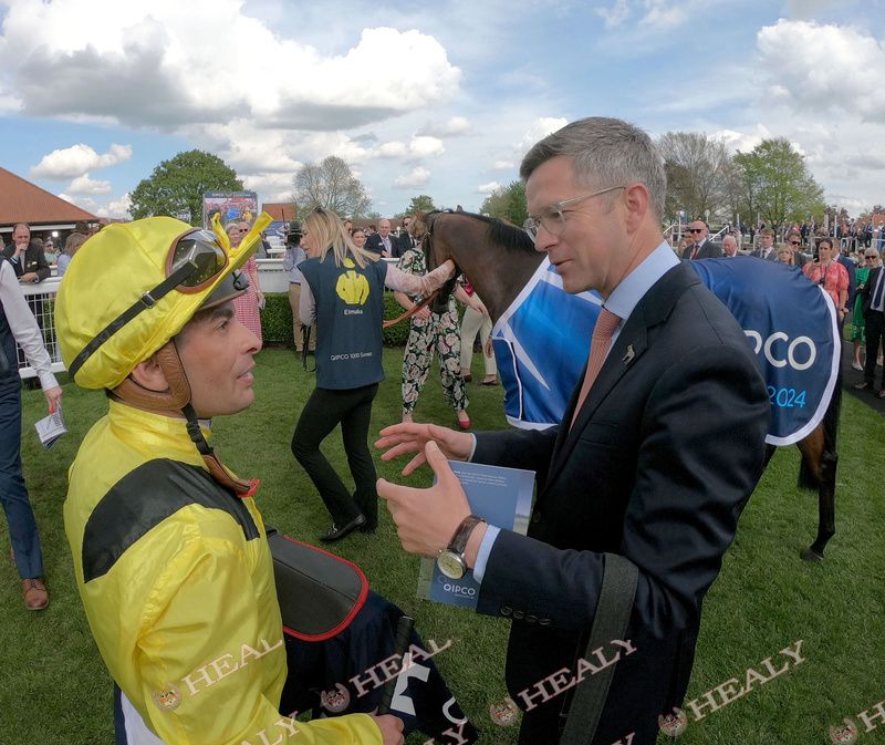 Roger Varian (right)