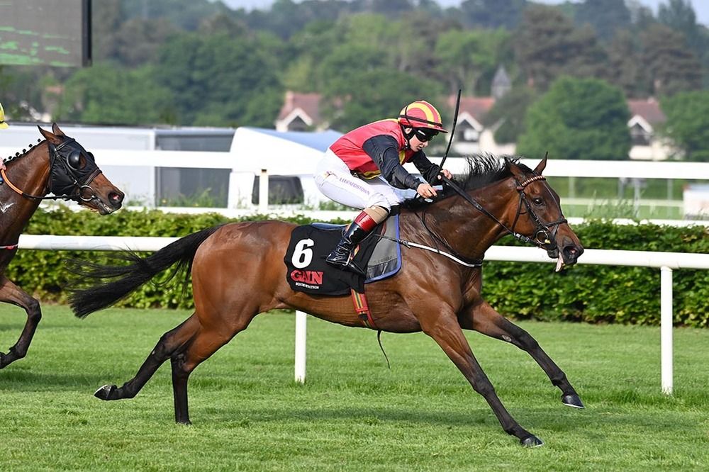 Toriangel and Siobhan Rutledge