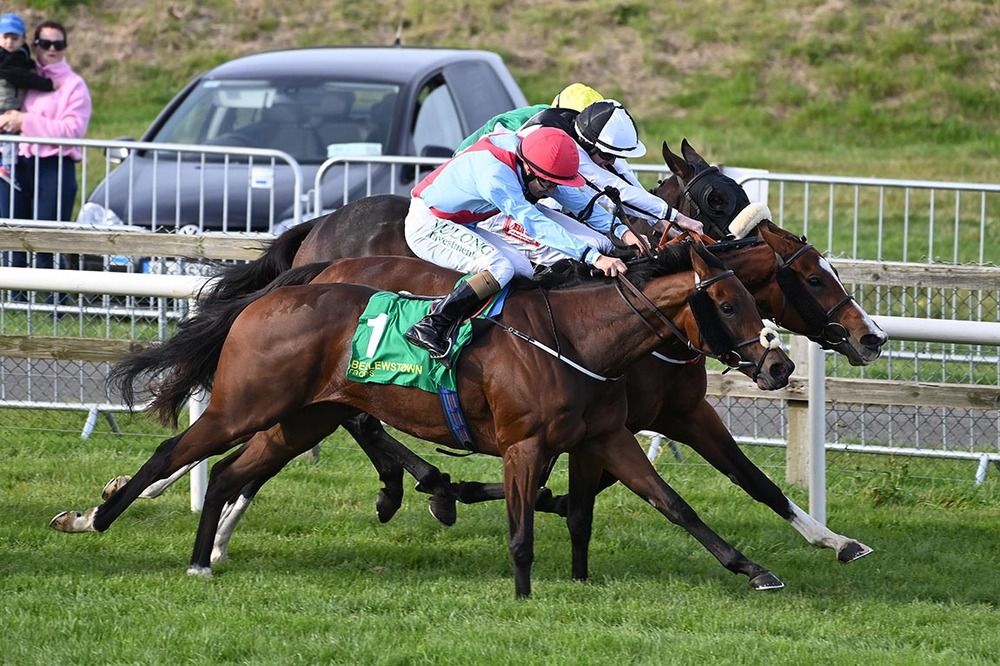 Eastern Wind, centre, wins from Vassula Ryden far side and Presence, near