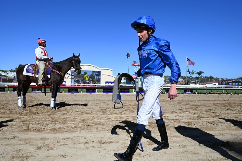 Jockey William Buick set to made late Guineas decision. 