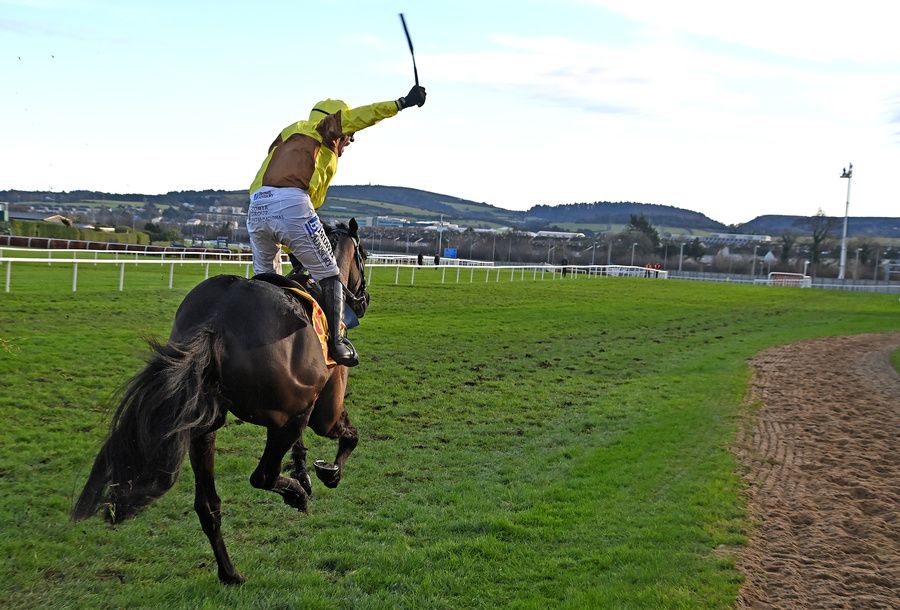 Leopardstown 28-December-2024 Savills Steeplechase (Grade 1)Galopin Des Champs and a jubilant Paul Townend win for owners Audray & Greg Turley and trainer Willie Mullins.Healy Racing