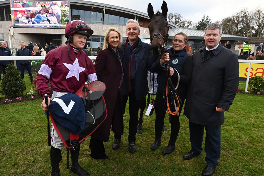 Brighterdaysahead and connections after Leopardstown victory