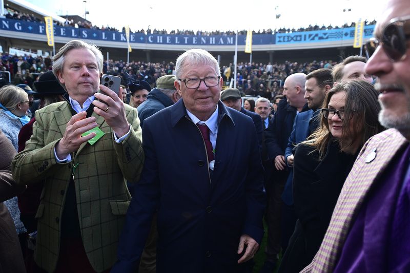 Wade Out strikes Aintree gold for Sir Alex Ferguson | irishracing.com