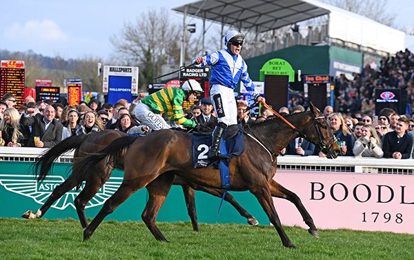 Wonderwall landed the Foxhunters' Chase in March. 