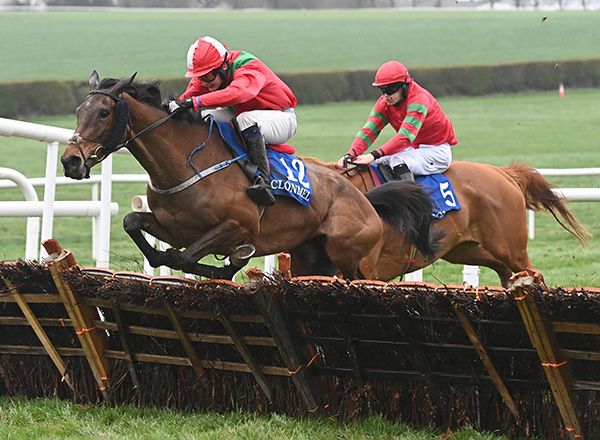 Volez Vous and Ben Kennedy 