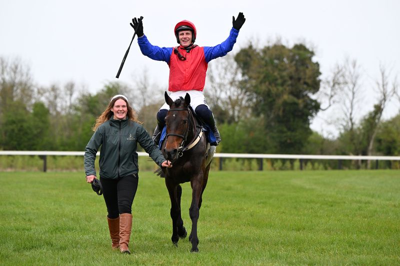 Fairyhouse 20-April-2025Aurora Vega and Paul Townend with groom Rachel Kelly after win for trainer Willie Mullins.Healy Racing