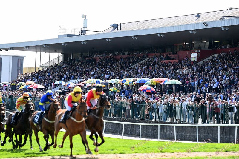 Punchestown 29-April-2025A view of the enclosure on Day 1 of The Festival.Healy Racing