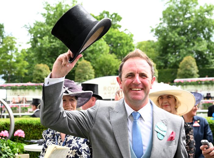 Charlie Appleby trained Look To The Stars to win 