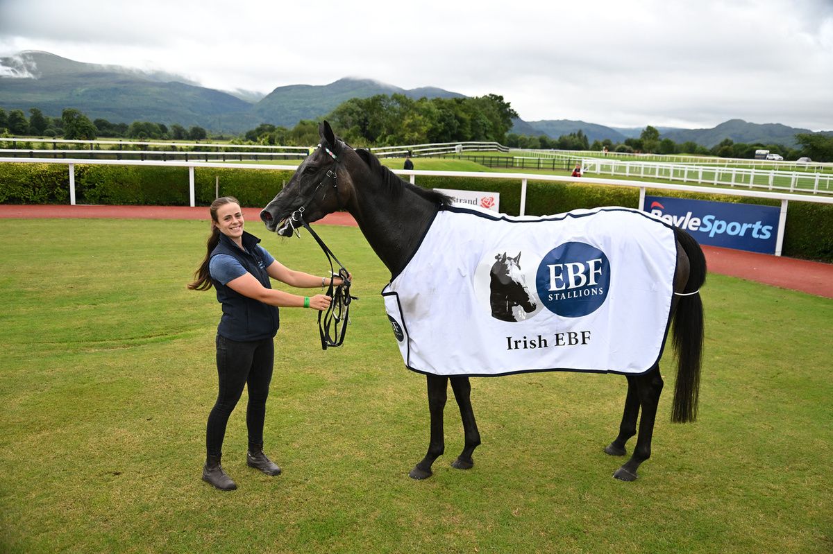 Red Letter and groom Ella Morris after winning at Killarney 