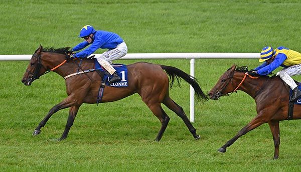 Justenzia keeps Miss Americana at bay