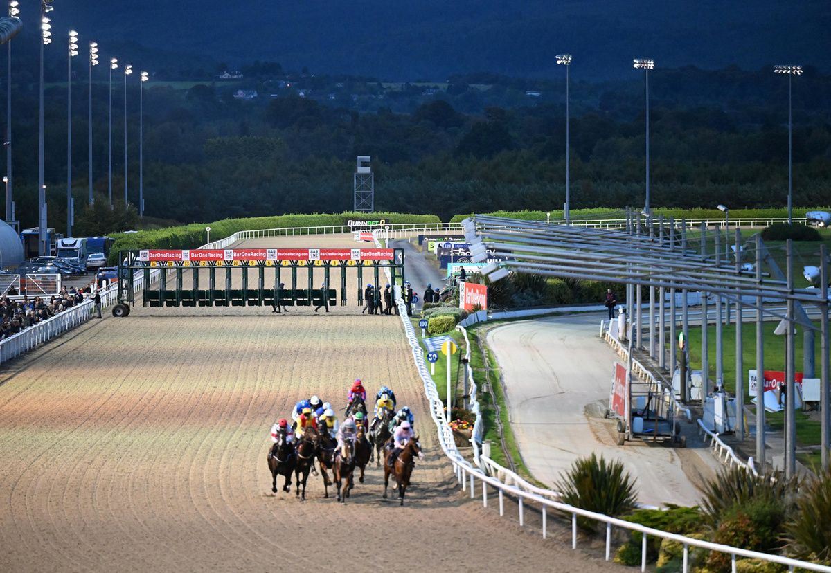 Dundalk 19-September-2025A view of  the all weather track venue.Healy Racing