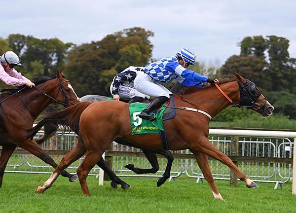 Art Of Unity and Nicola Burns 