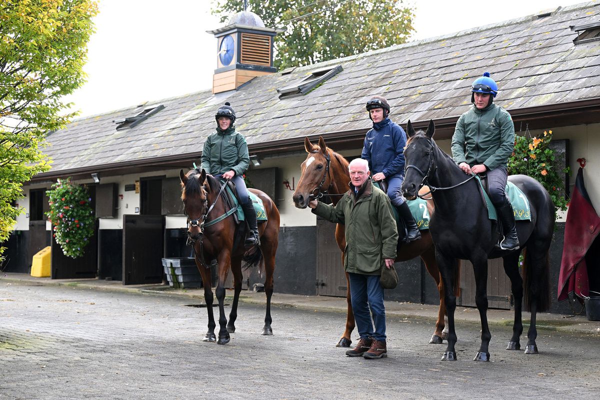 Willie Mullins Closutton Stables 8-October-2025Trainer Willie Mullins pictured with L-R Nick Rockett (Katie Walton) State Man (Paul Townend) and Galopin Des Champs (Adam Connolly) on way to the gallops.Healy Racing