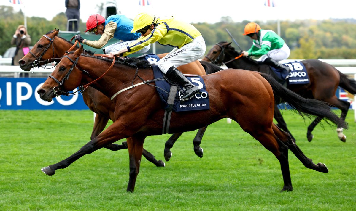 Powerful Glory (nearside) and Jamie Spencer