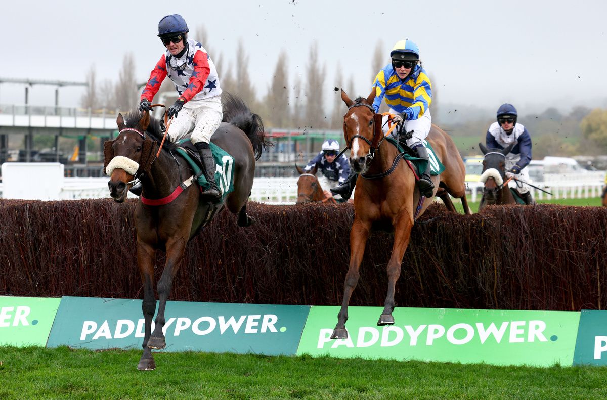 Hung Jury and James King (left)