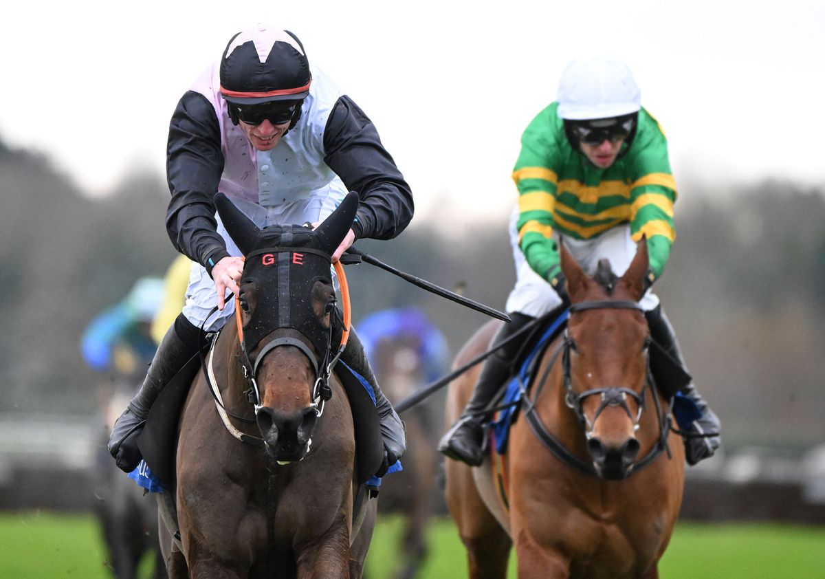 Fairyhouse 30-November-2025Mange Tout and Jack Kennedy win for trainer Gordon Elliott from Narciso Has.Healy Racing