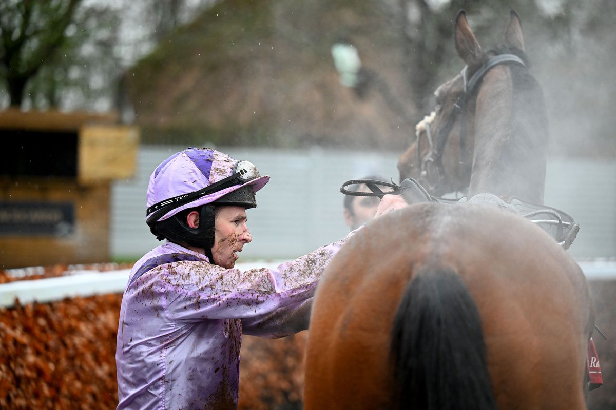 Cork 7-December-2025Glen To Glen and Richie Deegan win for trainer Joseph O'Brien.Healy Racing