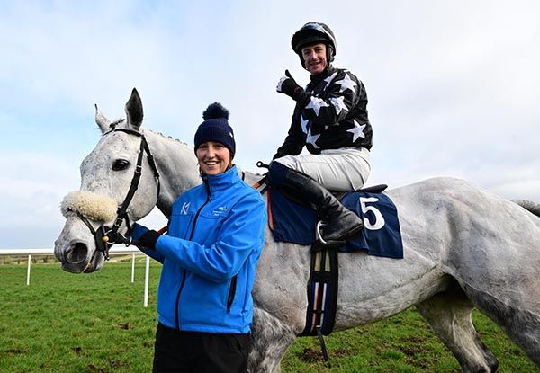 Dancing Jeremy with Heather Heffernan and jockey Philip Donovan
