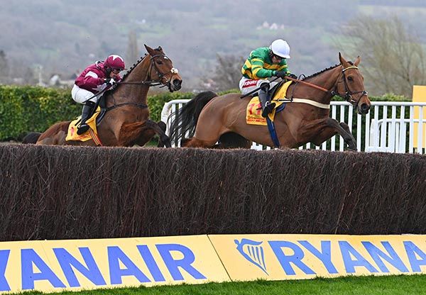 Meetmebythesea and Ben Jones take the honours