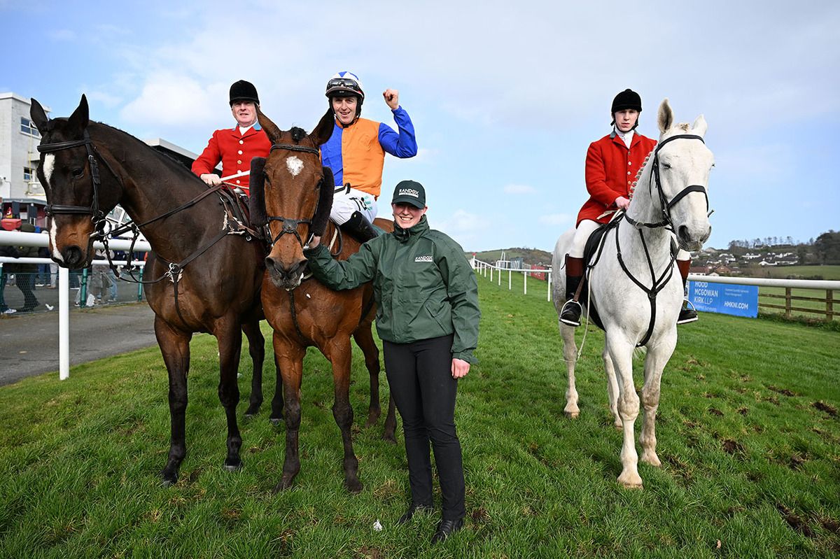 Born Braver and jockey Keith Donoghue are led in by Grace Mulhall