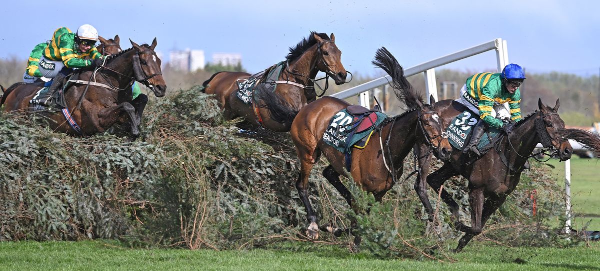 I Am Maximus (white cap) 