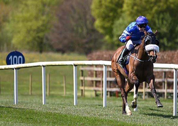 Jamie Orr and Sporting Hero pictured on their way to victory
