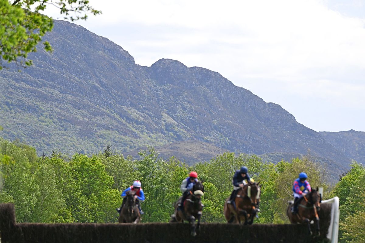 Killarney 9-May-2026The scene from Day 1 of The May Festival Meeting with Torc and Mangerton Mountains showing.Healy Racing
