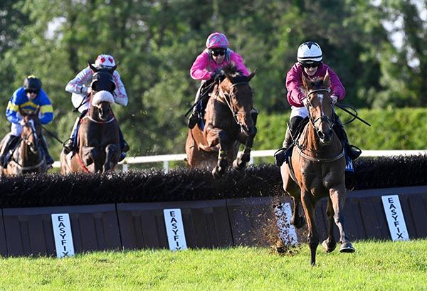 Jisco Du Brem Alan O'Sullivan lead away from the last