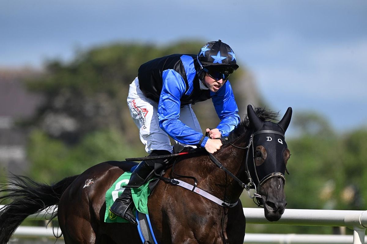 Tell The Boys winning at Listowel