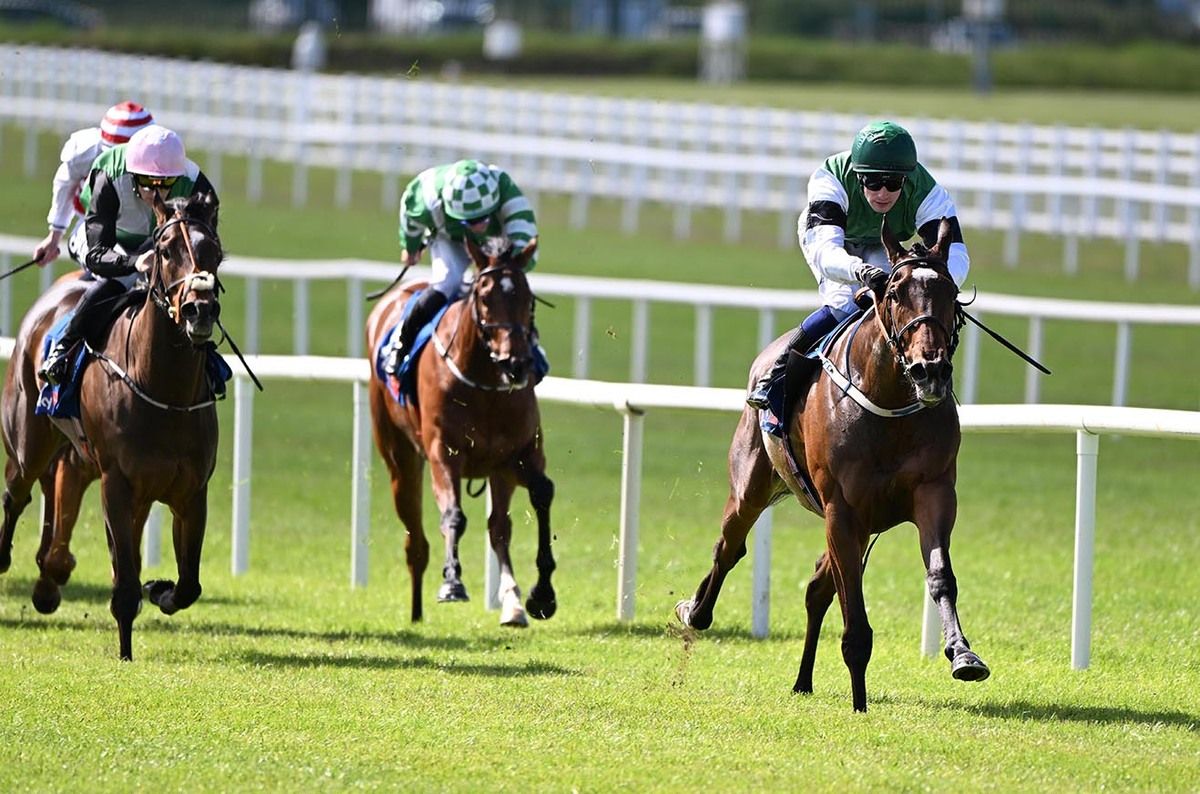 Meriden and Joey Sheridan win easily for trainer Denis Hogan at the Curragh on Wednesday